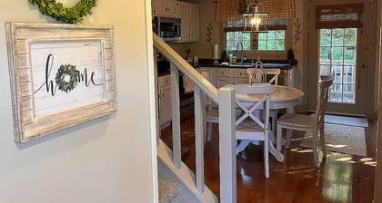 Relax and enjoy this Country Charm!