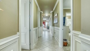 Condo, várias camas (Harbor Landing 701B) | Parte interna