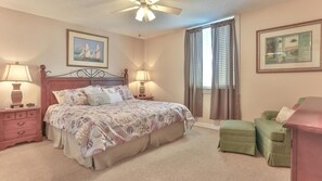 Condo, Multiple Beds, Bay View (Dolphin Point 404B) | 2 bedrooms, iron/ironing board, free WiFi - Dolphin Point 404b (Destin)