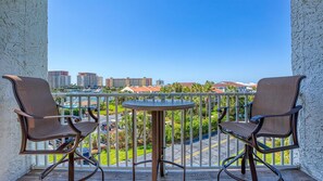 公寓客房, 多張床, 運河景 (Dolphin Point 402B) | 住宿地面