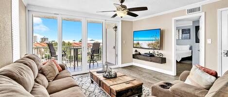 Condo, Multiple Beds, Canal View (Dolphin Point 402B) | Living area
