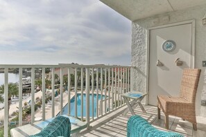 Lägenhet - flera sängar - utsikt mot havsviken (Dolphin Point 402C) | Boendeområde