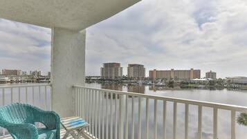 Condo, Multiple Beds, Bay View (Dolphin Point 402C) | Property grounds