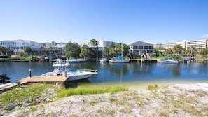 Maison, plusieurs lits, vue canal (The Back Porch) | Port de plaisance