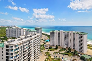 Apartamento, varias camas, vistas a la playa (St. Lucia 1204 at Silver Shells) | Exterior