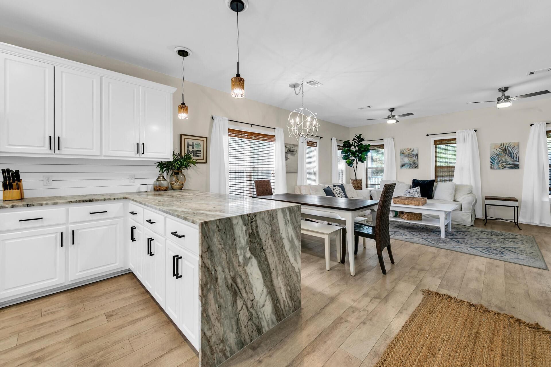 Talo, useita sänkyjä (Stars Hollow Cottage) | Sisätilat