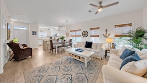 單棟房屋, 多張床 (Stars Hollow Cottage) | 客廳