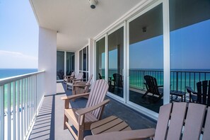 Condo, Multiple Beds, Ocean View (Shoreline Towers 2124) | Property grounds