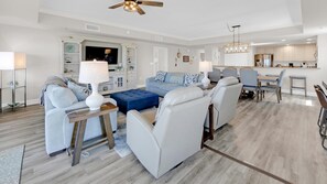 Condo, Plusieurs lits (Harbor Landing 201B) | Aire de séjour