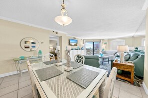Dining - Inlet Reef 215 (Destin)