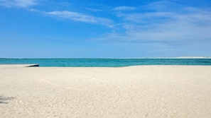 คอนโด, หลายเตียง (East Pass Towers 603) | ชายหาด | บนชายหาด, ทรายสีขาว