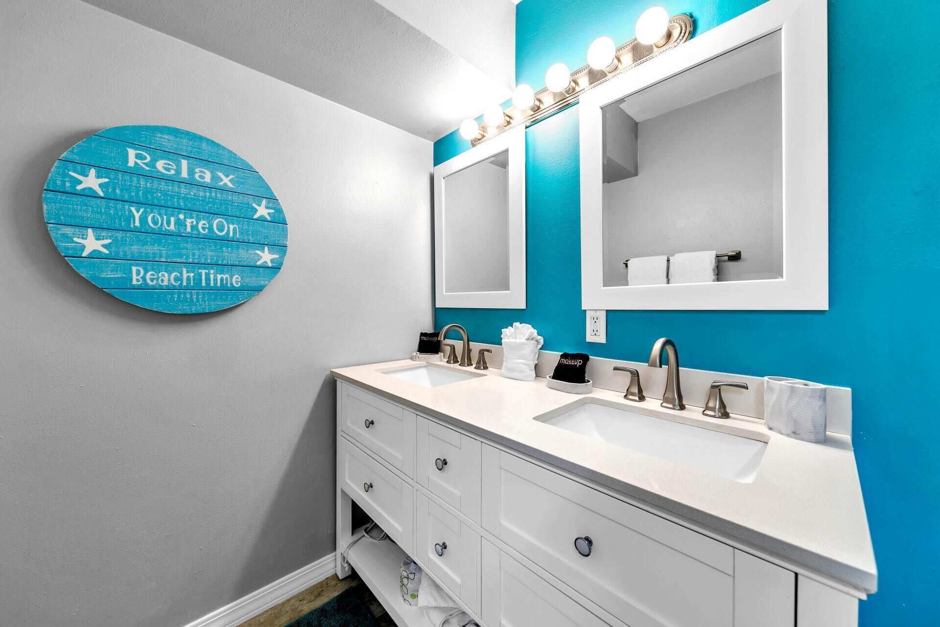 Appartement, meerdere bedden, uitzicht op zwembad (Southbay by the Gulf 11) | Badkamer | Handdoeken