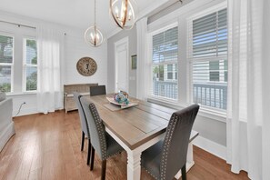 House, Multiple Beds (Luna de Soleil) | Dining - Luna de Soleil (Santa Rosa Beach)