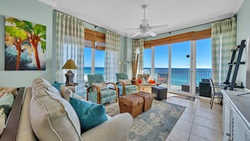 Condo, 1 Queen Bed with Sofa bed, Ocean View (Leeward Key 1106) | Living area