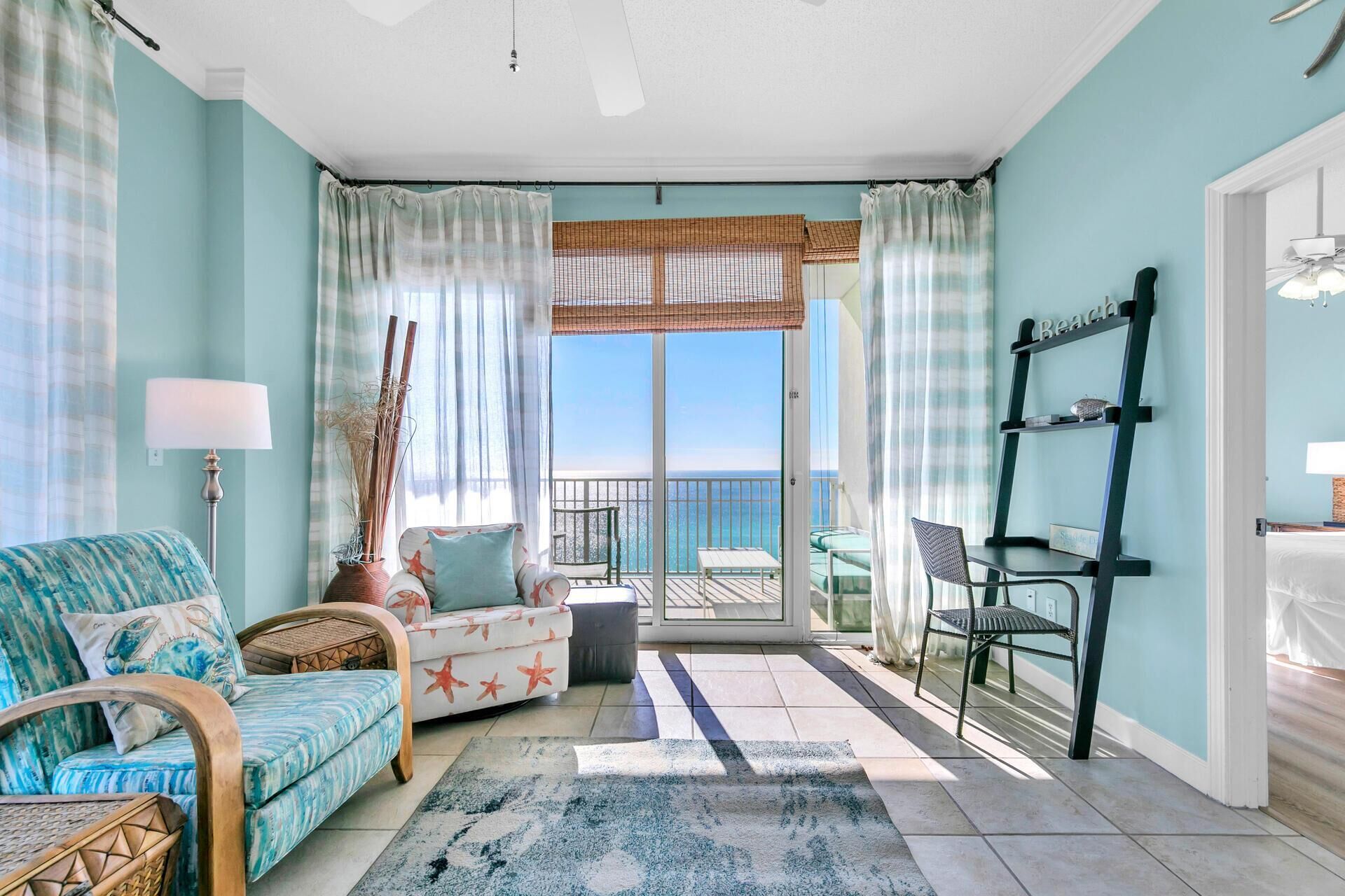 Condo, 1 Queen Bed with Sofa bed, Ocean View (Leeward Key 1106) | Living area