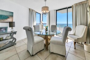 تناول الطعام