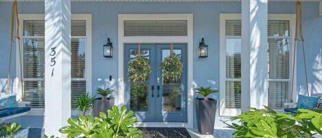 Maison, Plusieurs lits (More Than Enough) | Extérieur