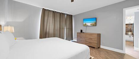 Condo, Multiple Beds, Beach View (Mainsail 443)