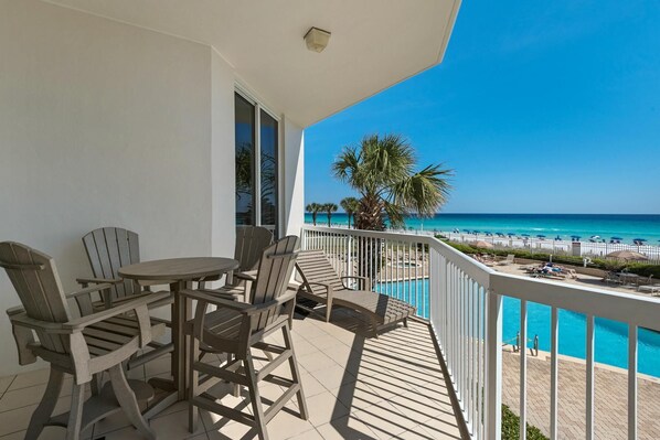 Condo, Multiple Beds (Silver Beach Towers - Penthouse106E) | Outdoor dining
