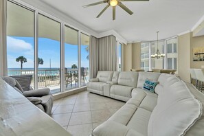 Living area - Silver Beach Towers - Penthouse106e (Destin)
