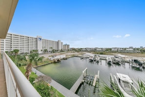 Apartment, Mehrere Betten (Harbor Landing 101B) | Unterkunftsgelände