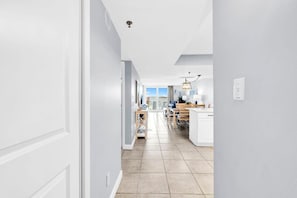 Condo, varias camas (BeachCrest 101) | Interior