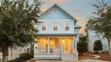 House, Multiple Beds (Peace of Blue) | Exterior