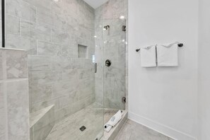 House, Multiple Beds (Peace of Blue) | Bathroom | Towels - Peace of Blue (Santa Rosa Beach)