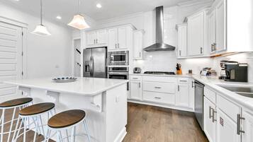 Nhà, nhiều giường (Peace of Blue) | Bếp riêng