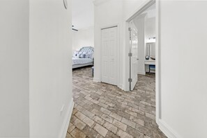 3 bedrooms, iron/ironing board, free WiFi - St. Croix 206 at Silver Shells (Destin)