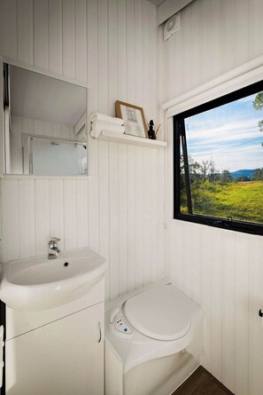 Doccia, asciugacapelli, asciugamani