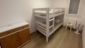 Uklassifisert bilde, 3 av 10, knapp