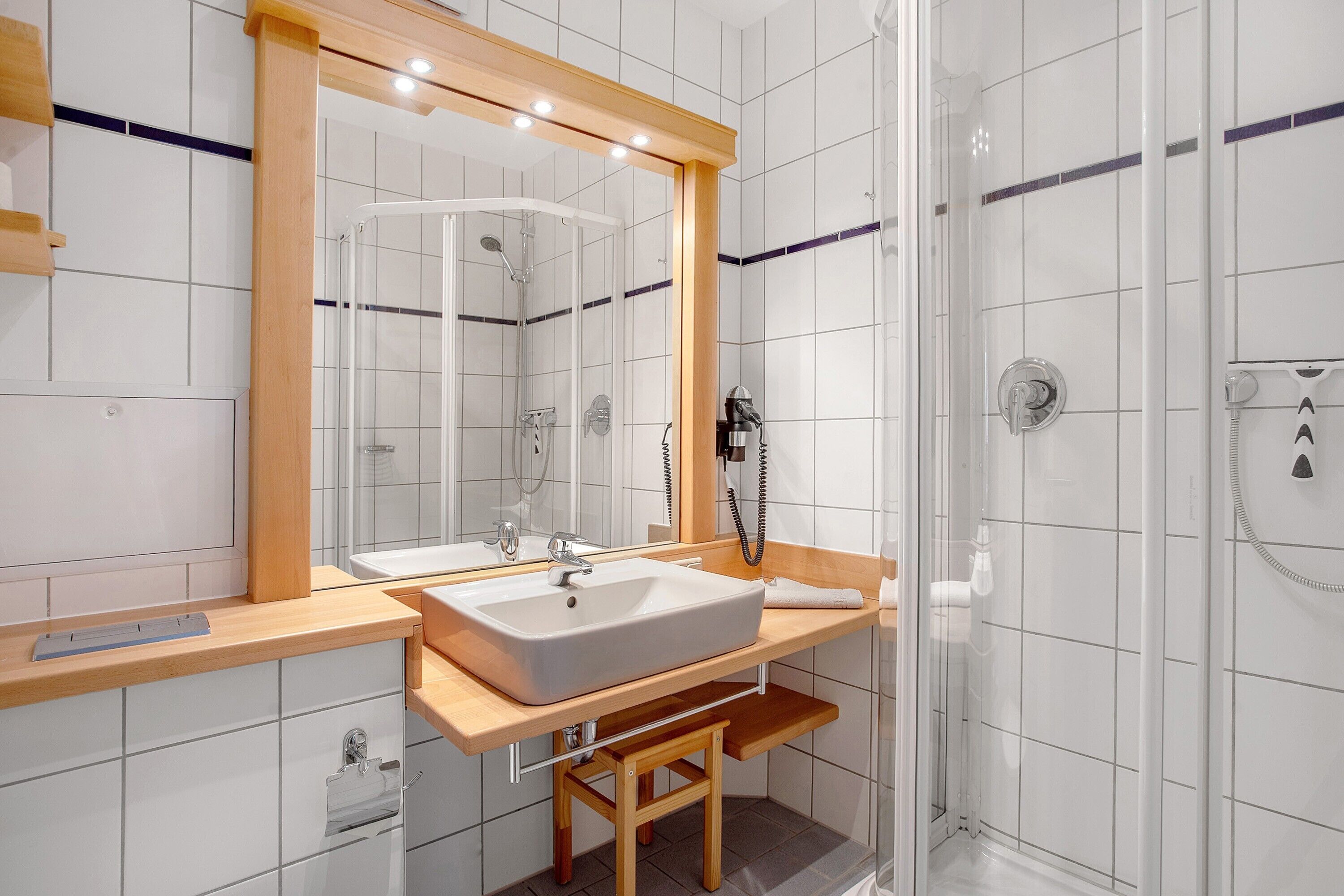 Dusche, Haartrockner