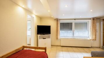 1 Schlafzimmer, Bügeleisen/Bügelbrett, kostenloses WLAN, Bettwäsche