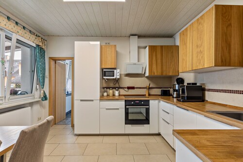 Ferienwohnung 'Idylle Auf Dem Land Mit Kamin' mit Gemeinschaftsgarten und WLAN