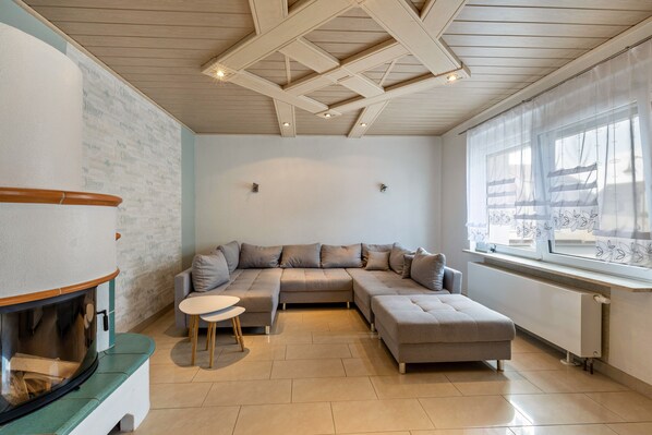 TV, fireplace, table tennis