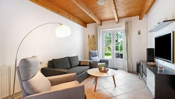 Fernseher, Stereoanlage