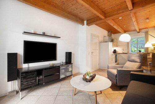 Ferienwohnung 'Green Oasis Ferienwohnung' mit gemeinsamer Terrasse, Gemeinschaftsgarten und WLAN