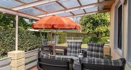 Ferienhaus 'Ferienhaus Jupiter' mit privater Terrasse, privatem Garten und WLAN