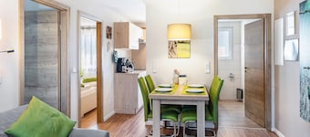 Holiday Home 'Ferienhaus Zauneidechse' with Private Terrace, Private Garden and Wi-Fi