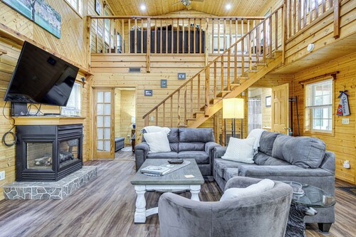 Tennessee Mountain Cabin ~ 18 Mi to Knoxville!