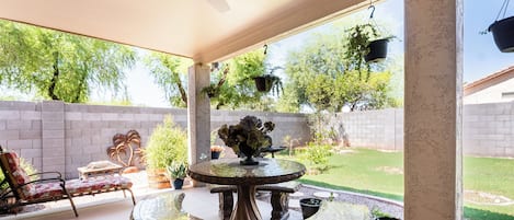Outdoor dining