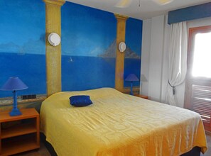 3 bedrooms, WiFi, bed sheets - Seafront and Garden View - Altea, Costa Blanca (Altea)
