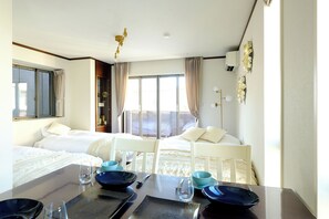 Basic House, Non Smoking, Kitchen | 2 bedrooms, blackout drapes, free WiFi, bed sheets - Ciel Nishishinjuku (Tokyo)