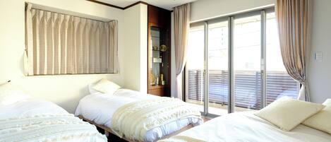 2 bedrooms, blackout curtains, free WiFi, bed sheets