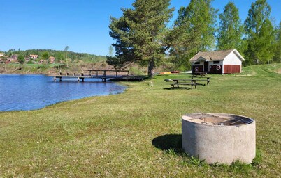Stunning home in Leksand with kitchen