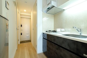Basic Room, Non Smoking, Kitchen (1001) | Private kitchen - ZOOM Esaka Koen (Suita)