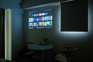 Basic Room, Non Smoking, Kitchen (1001) | Television - ZOOM Esaka Koen (Suita)