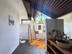 Bathroom - U Story Resort (San Juan)