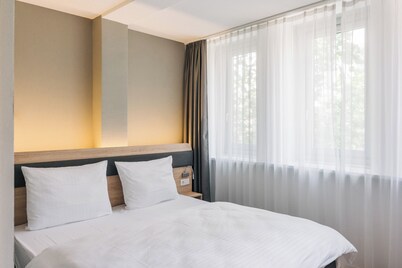 Homaris The Corner – Self-Check In